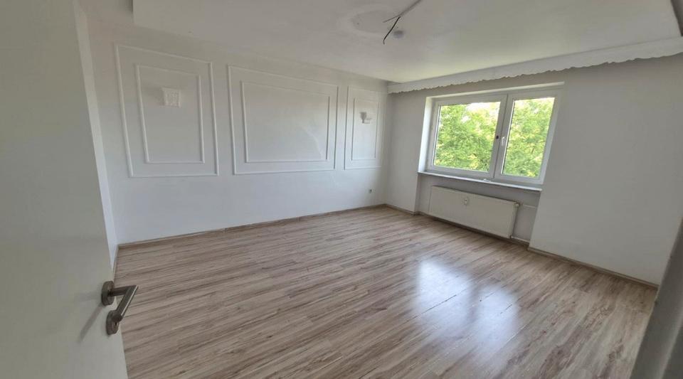 Etagenwohnung Duisburg Rheinhausen - 2.5 Zimmer, 49 m&sup2;, 95.000&euro; | Angebot:27029625