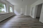 Helle 4-Zimmer-Wohnung mit Balkon! zimmer