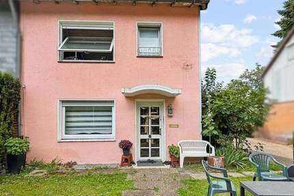 Haus zum Kaufen in Duisburg 299.000 € 108 m² 5 zimmer