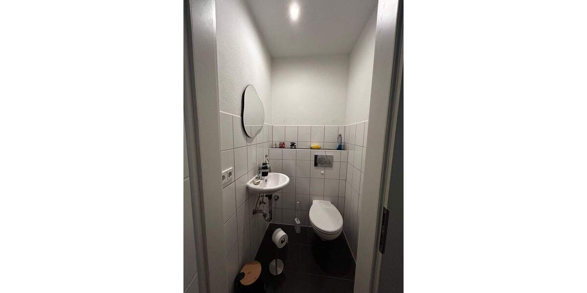 Etagenwohnung Duisburg Kaßlerfeld - 2 Zimmer, 66 m&sup2;, 590&euro; | Angebot:25278806