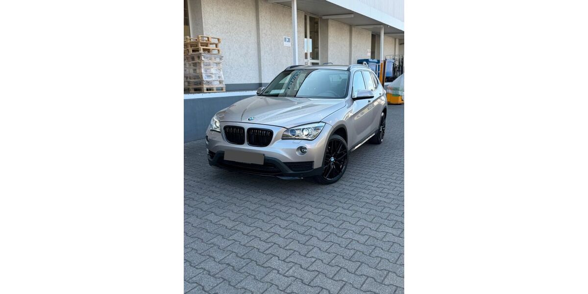 BMW X1 158.235 km 9.500 &euro; Düsseldorf 40547
