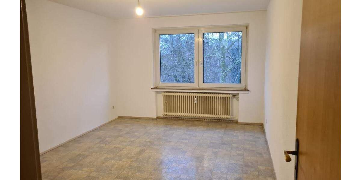 Etagenwohnung Duisburg Wanheim-Angerhausen - 2 Zimmer, 62 m&sup2;, 630&euro; | Angebot:24793186