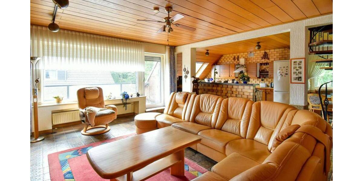 Massives, flexibel nutzbares 2-FH mit 176m² WFL & großer ausgebauter Nutzfläche + EEK D in Buchholz 6 zimmer