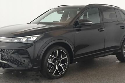 VW Tiguan 25.200 km 44.384 &euro; Düsseldorf 40233