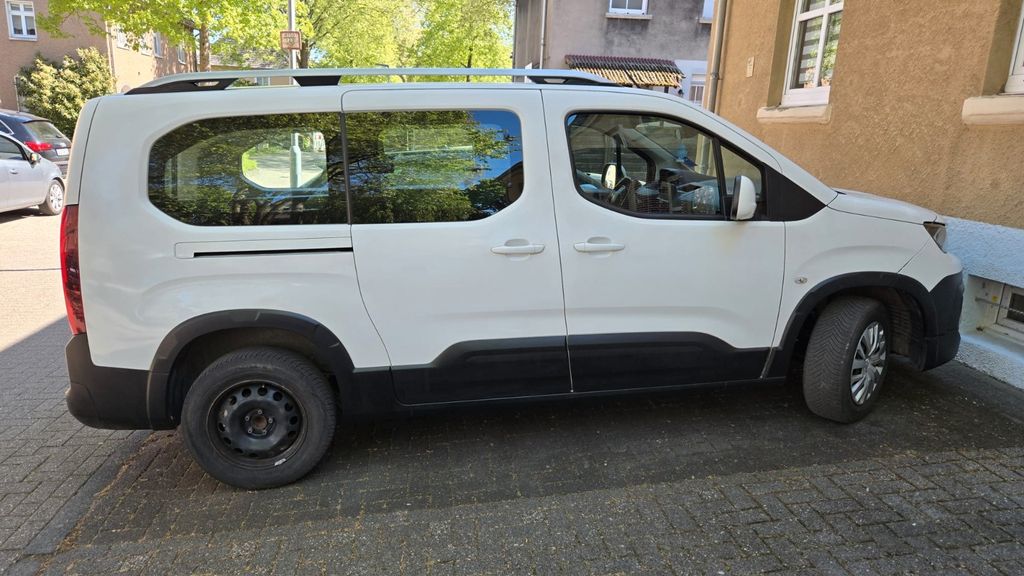 Peugeot Rifter 122.000 km 9.100 &euro; Dinslaken 46535
