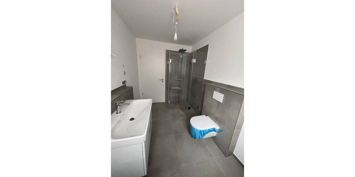 Etagenwohnung Kempen St. Hubert - 2 Zimmer, 72 m&sup2;, 1.000&euro; | Angebot:26914857