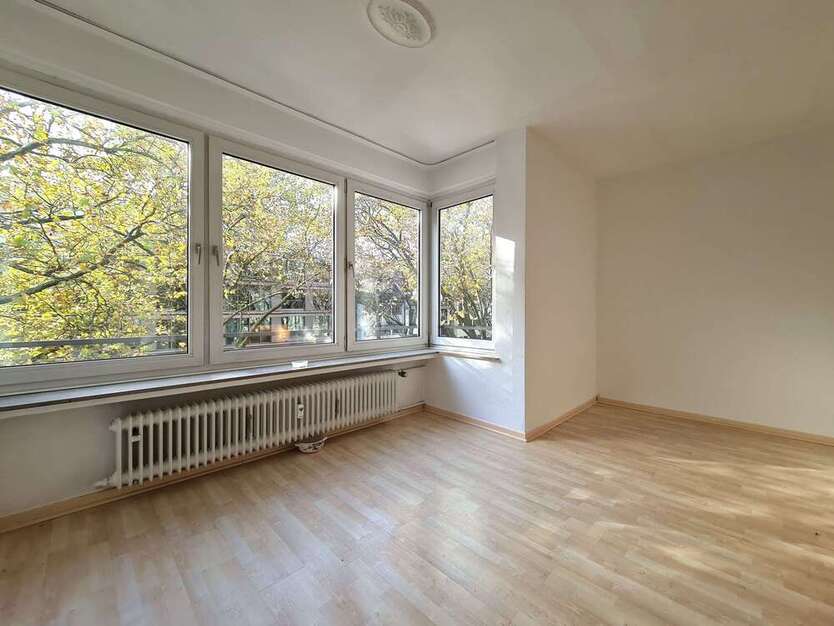 Wohnung zum Kaufen in Düsseldorf 365.000 € 75 m²