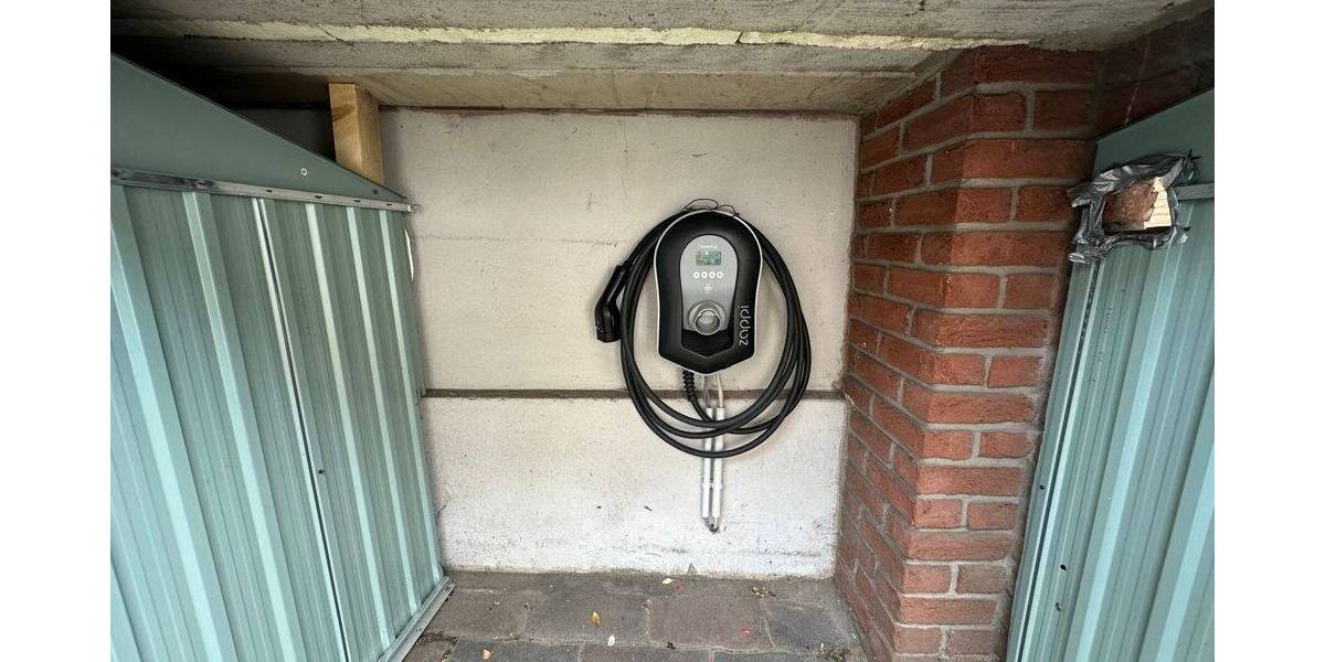 Modernisiertes Zweifamilienhaus mit großer Eigentümerwohnung in Alt-Hamborn! 6 zimmer