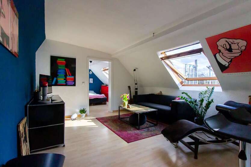 Wohnung zum Kaufen in Düsseldorf 170.000 € 34.52 m²