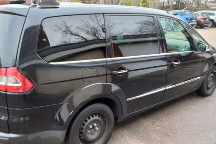 Ford Galaxy 289.000 km 4.200 &euro; Neuss 41464
