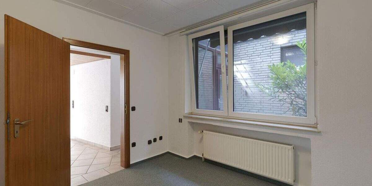Bungalow Duisburg Alt-Homberg - 7 Zimmer, 190 m&sup2;, 599.000&euro; | Angebot:24788471