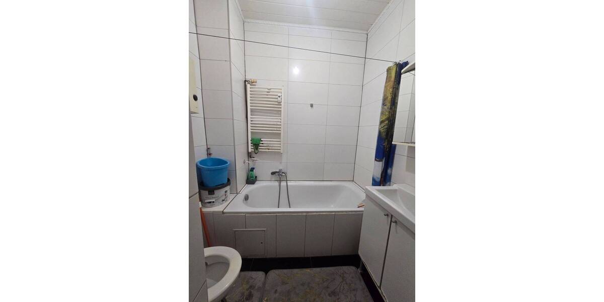 Mehrfamilienhaus, Wohnhaus Duisburg Bruckhausen - 3 Zimmer, 347 m&sup2;, 240.000&euro; | Angebot:26088453