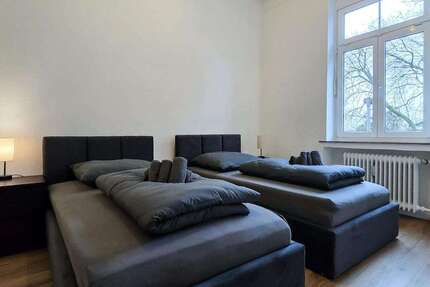 Zimmer Krefeld Stadtwald - 2 Zimmer, 1.600&euro; | Angebot:24811975