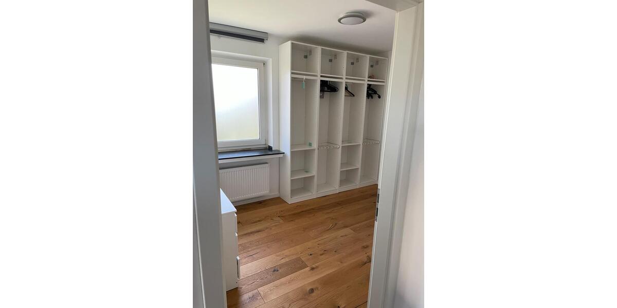 Etagenwohnung Essen Stadtkern - 2 Zimmer, 38 m&sup2;, 700&euro; | Angebot:24859447