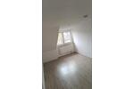 Dachgeschoßwohnung Duisburg Beeck - 2.5 Zimmer, 52 m&sup2;, 374&euro; | Angebot:26237076