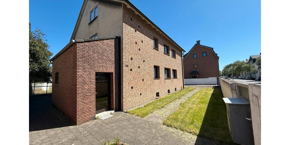 Einfamilienhaus Gladbeck - 7 Zimmer, 185 m&sup2;, 2.600&euro; | Angebot:26443116