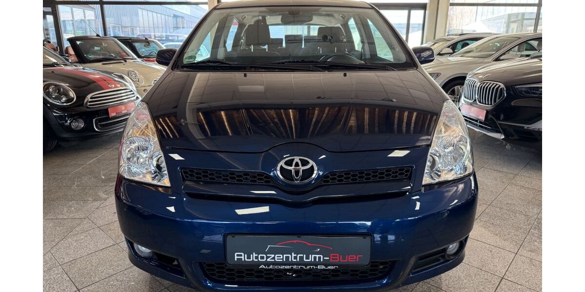 Toyota Corolla Verso 82.000 km 7.490 &euro; Gelsenkirchen 45881