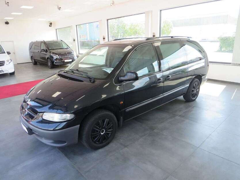 Chrysler Grand Voyager 148.703 km 1.950 € Essen 45329