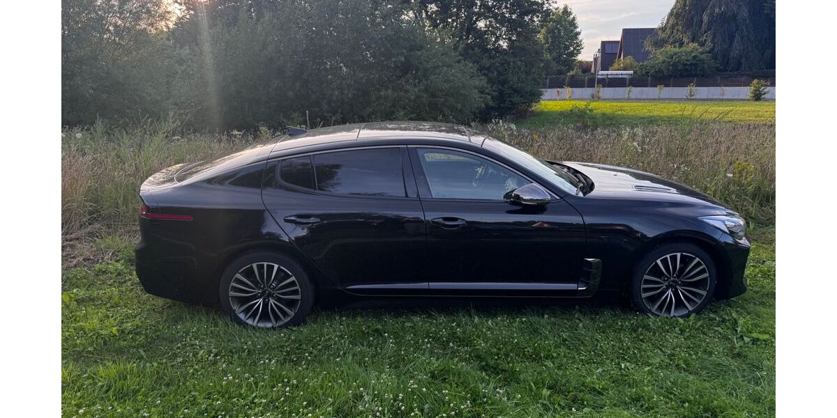 Kia Stinger 129.000 km 20.500 &euro; Voerde 46562
