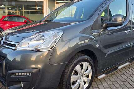 Citroen Berlingo 24.349 km 13.990 € Moers 47443