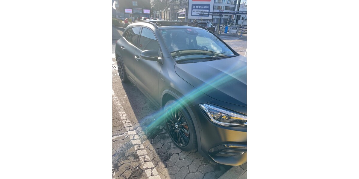 Mercedes-Benz GLA-Klasse 60.000 km 40.000 &euro; Düsseldorf 40213