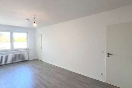Wohnung Duisburg / Untermeiderich Untermeiderich - 1 Zimmer, 29 m&sup2;, 330&euro; | Angebot:26423956